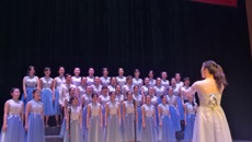 歌声悠扬 童心飞扬